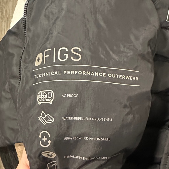 Figs puffer jacket - Picture 6 of 6